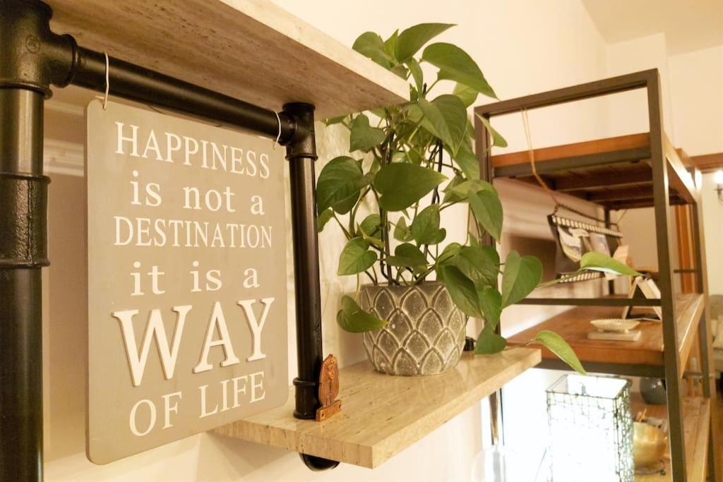 Cosy Boutique 61 Sqm Apartment - Private Parking - Ten Blocks Residence 부쿠레슈티 외부 사진