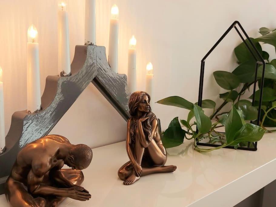 Cosy Boutique 61 Sqm Apartment - Private Parking - Ten Blocks Residence 부쿠레슈티 외부 사진